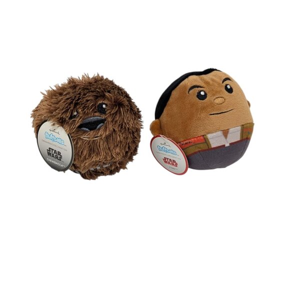 Lot of 4 Hallmark Star Wars Fluffballs Plush Chewbacca Darth Vader Finn Princess - Picture 2 of 6